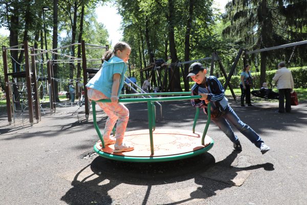 В Нижегородской области родителям детей от 8 до 17 лет будут начислять ежемесячные выплаты