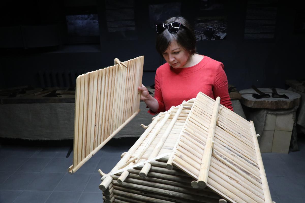 От каменного топора до фуганка: выставка плотницкого инструмента открылась в Нижнем Новгороде