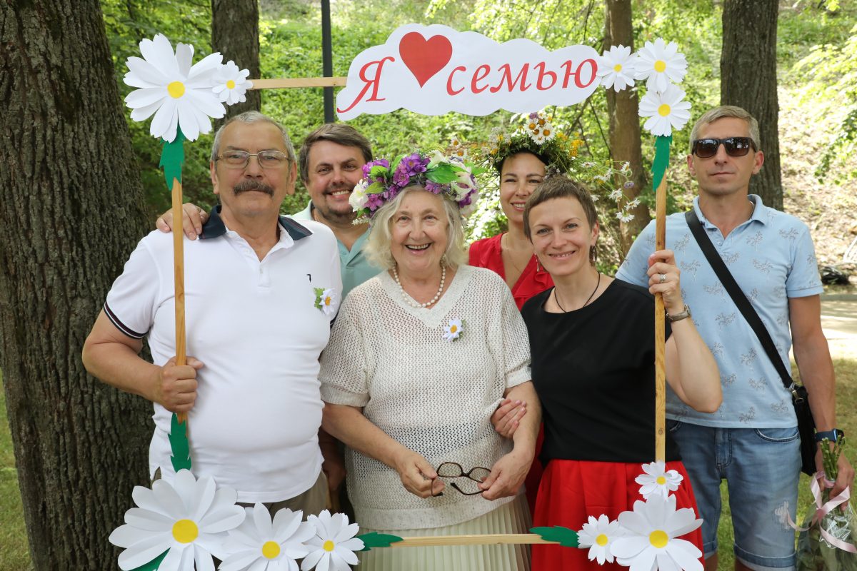 От всего сердца. День семьи, любви и верности отмечают в Нижнем Новгороде