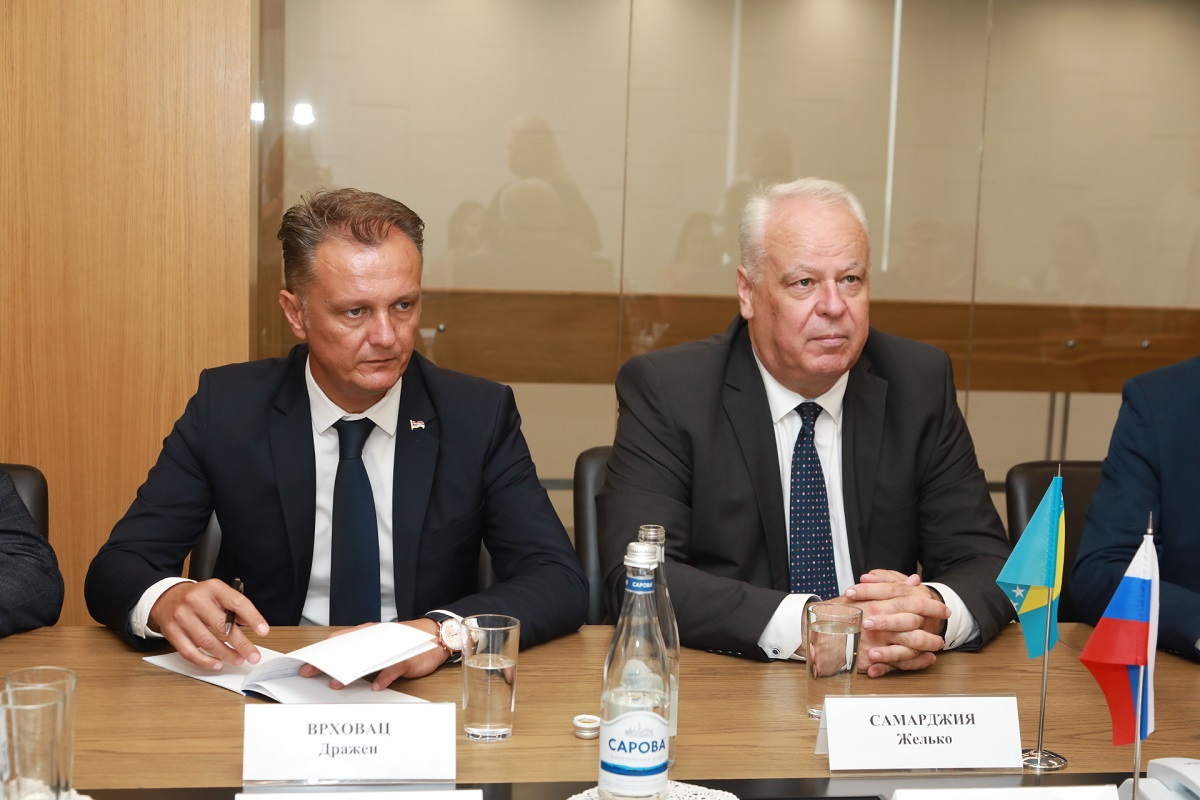 Глеб Никитин встретился с Чрезвычайным и Полномочным Послом Боснии и Герцеговины в России Желько Самарджией