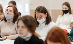 В Мининском университете вновь введен масочный режим