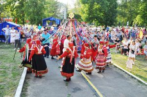В&nbsp;поселке Вознесенское состоялся фестиваль современной деревянной игрушки России «Тарарушки»