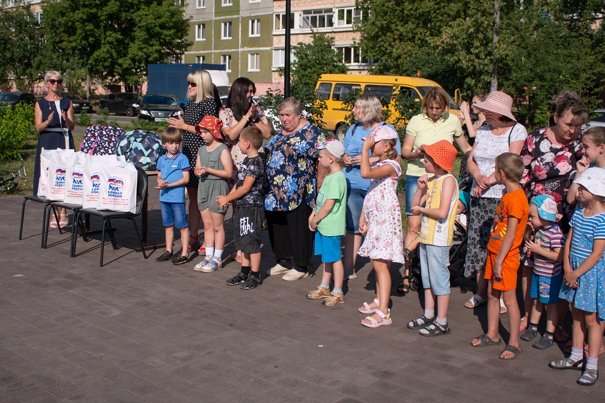 В Нижегородской области продолжается акция «Собери ребенка в школу»