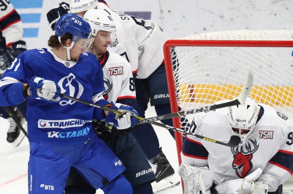Хоккеисты нижегородского «Торпедо» в серии буллитов обыграли столичное «Динамо»