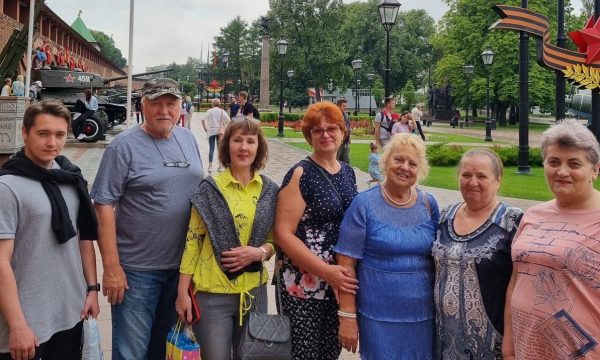 Мост дружбы: нижегородцы помогают пенсионерам из Харцызска