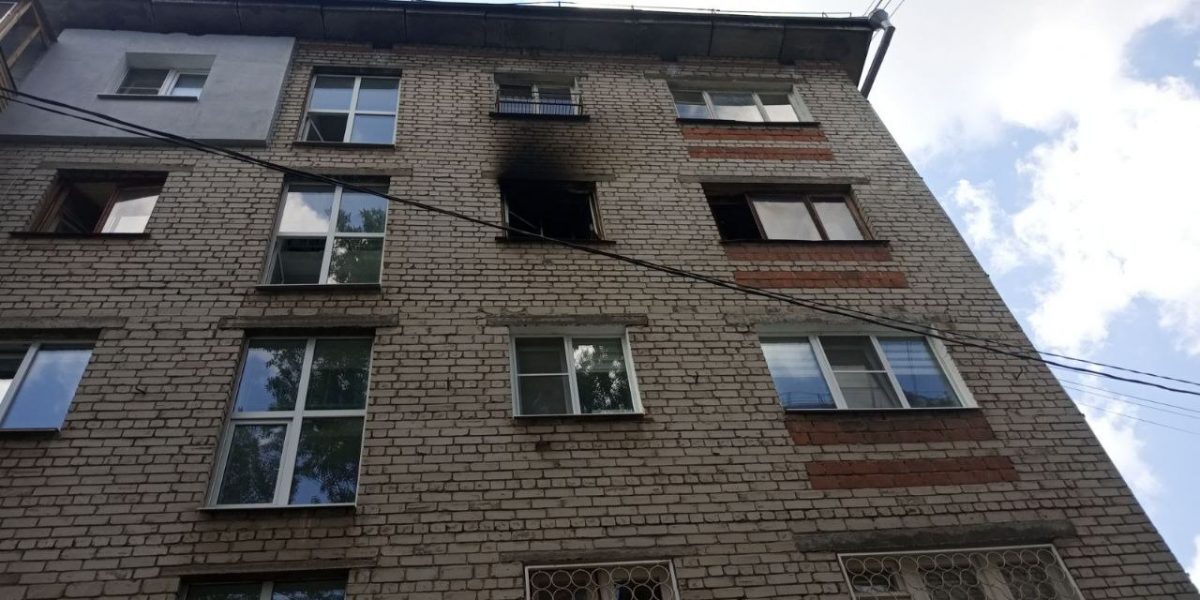 Мужчина погиб на пожаре в многоквартирном доме в Автозаводском районе