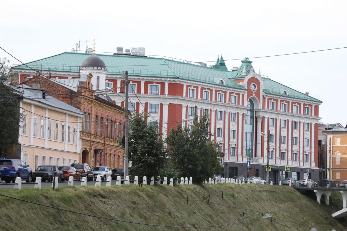 Нижний Новгород вошел в топ-10 популярных направлений по бронированиям ж/д билетов и отелей за июль