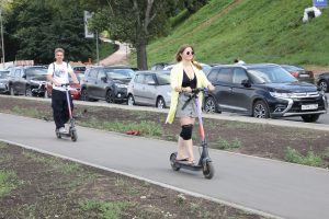 Нижегородцев будут бесплатно обучать управлять электросамокатами по выходным