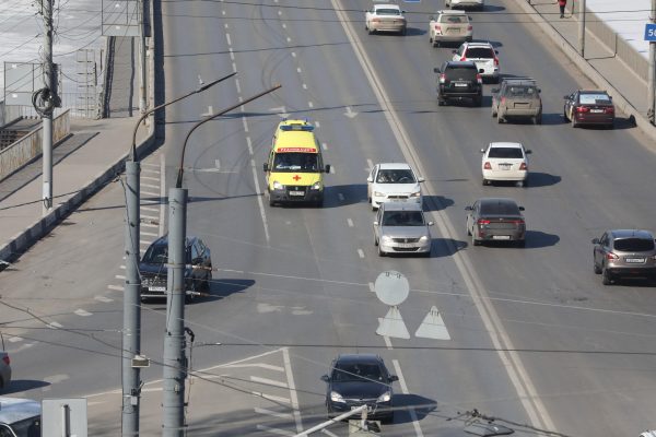 Машинист крана получил ожоги половины тела из-за взрыва газового баллона в Нижнем Новгороде