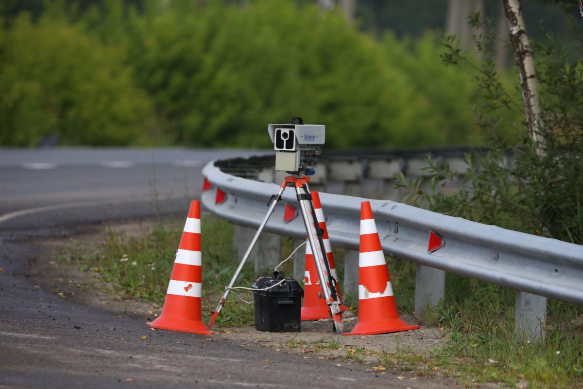 Камеры на дорогах начнут фиксировать использование телефона за рулем в Нижнем Новгороде