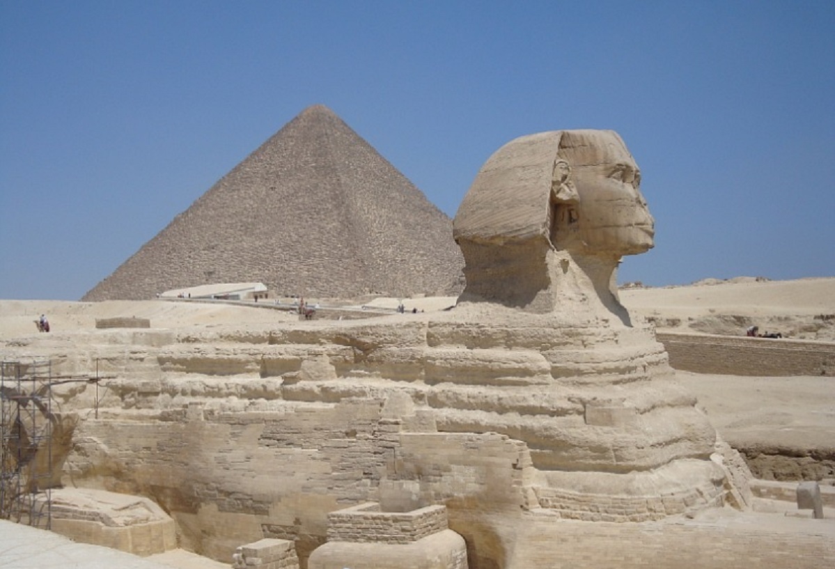 Гробница или ядерная станция: для чего на самом деле были построены пирамиды в Египте