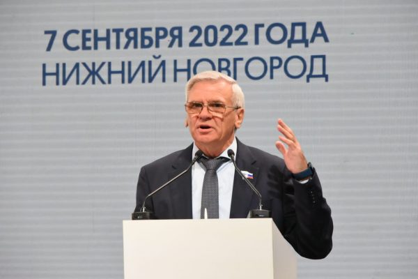 «В развитии молодежного движения очень важно избежать формализма и реально поддерживать инициативы молодых людей», — Евгений Люлин