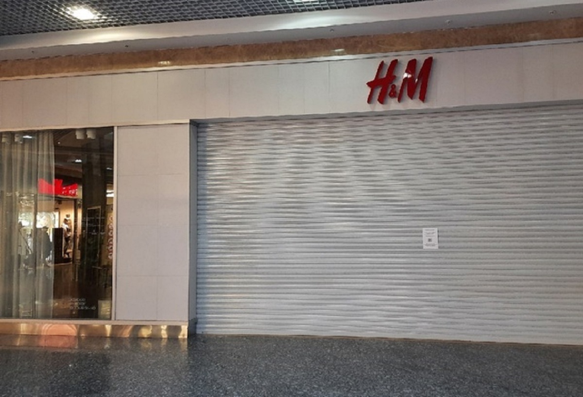 H&M объявил дату закрытия магазина в ТРЦ «Седьмое небо»