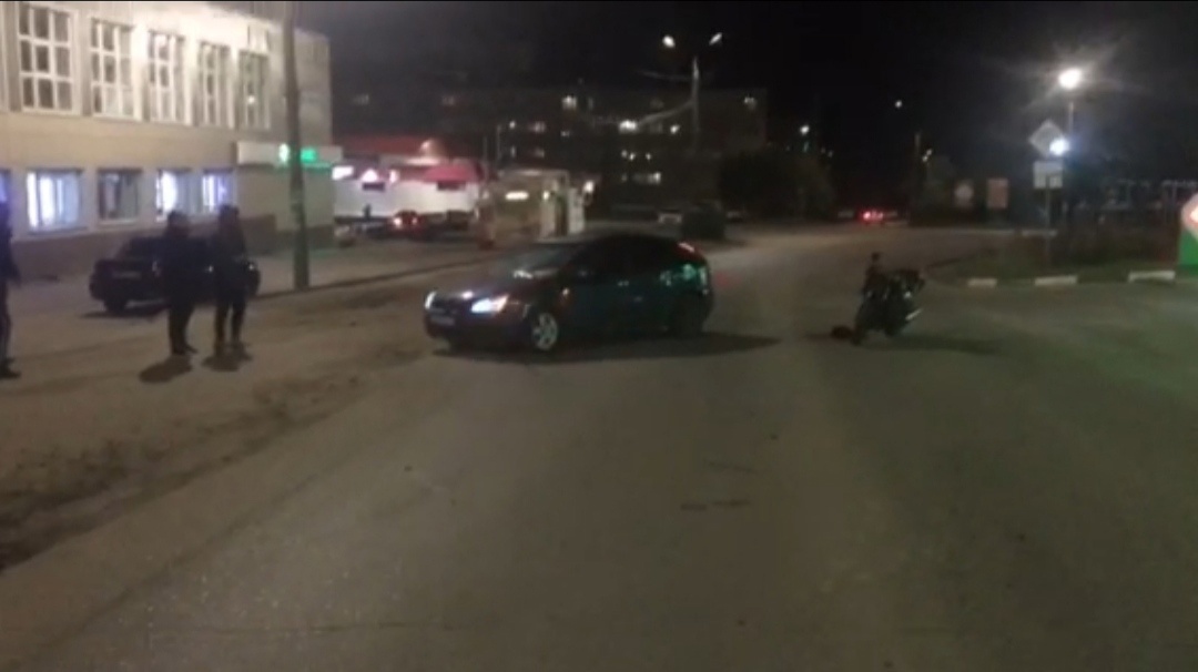 Мотоциклист пострадал при столкновении с легковым автомобилем в Арзамасе