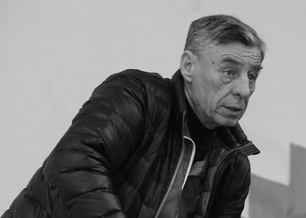 На 71‑м году жизни скончался известный горьковский футболист и тренер Виктор Владющенков