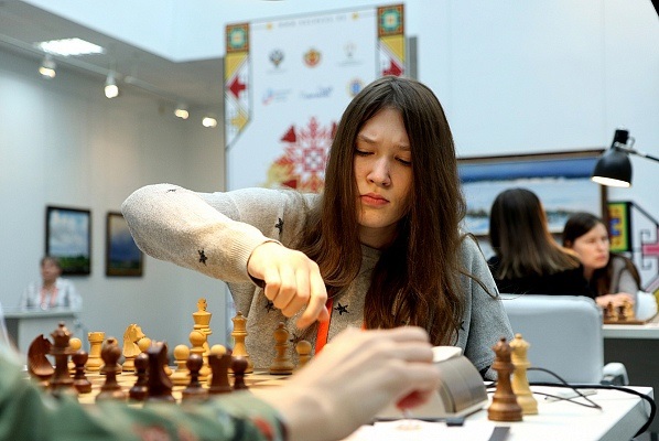 Нижегородка Екатерина Гольцева с ничьей стартовала в Суперфинале чемпионата России по шахматам