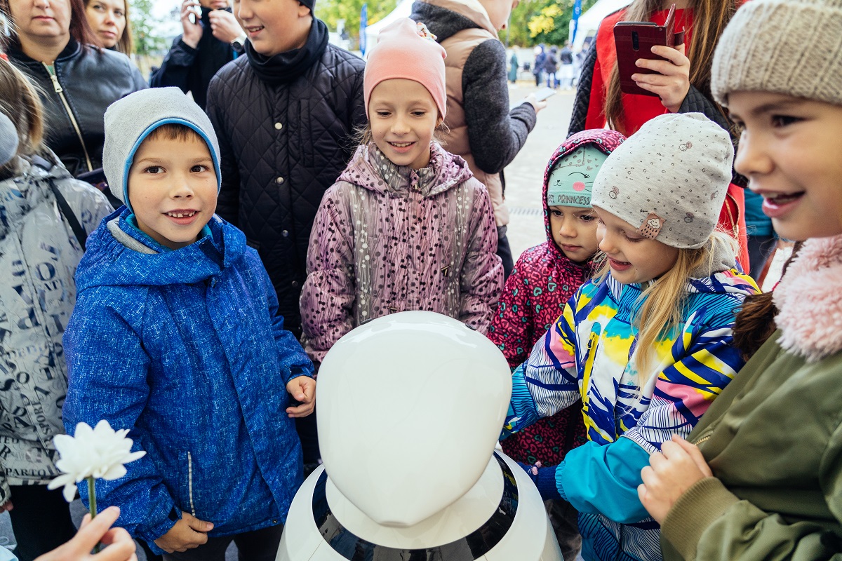 Более полутора тысяч человек объединил фестиваль науки и технологий ОМК в Выксе