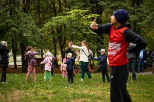 Массовые спортивные тренировки на свежем воздухе продолжаются в Нижнем Новгороде