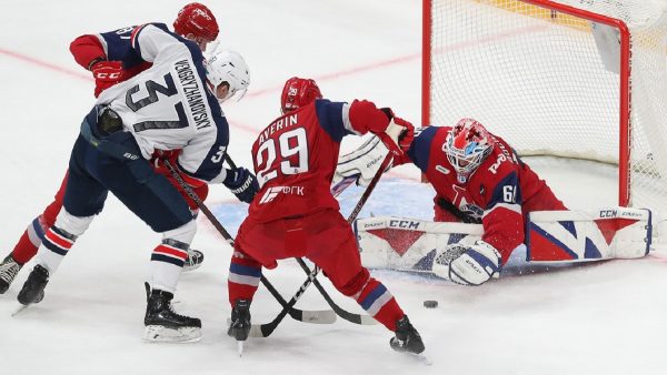 Нижегородское «Торпедо» обыграло «Локомотив» в Ярославле и ворвалось в тройку лидеров