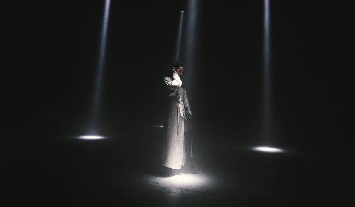 Как ив классической пьесе, в спектакле особое место занимает Волга