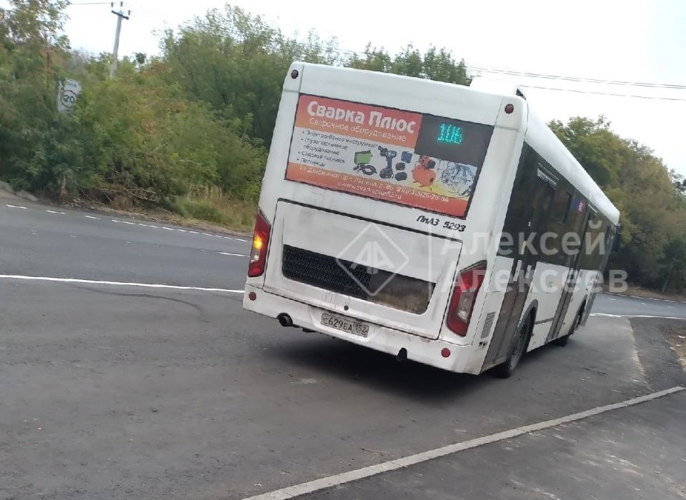 Кондуктор пыталась выгнать ребенка из автобуса из-за проездного в Дзержинске