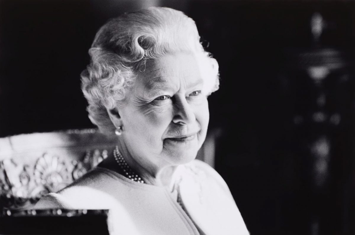 Европейский журналист развенчал миф о безграничной любви британцев к королеве