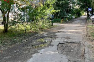 Дорогу на улице Чаадаева приведут в порядок