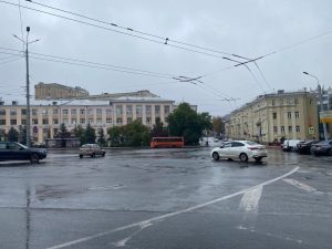 Движение троллейбусов на площади Свободы возобновили после обрыва проводов