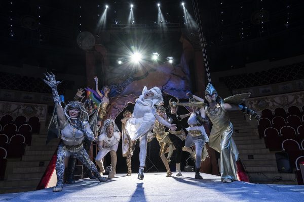 Тонны воды, лазерное шоу и Олимпийские боги: чем удивит нижегородцев мюзикл на воде «Одиссея»