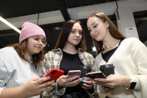 Блокировка соцсетей и мессенджеров: что думают об этом россияне