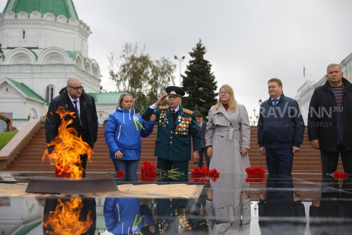 Память жертв блокады Ленинграда почтили в Нижегородском кремле