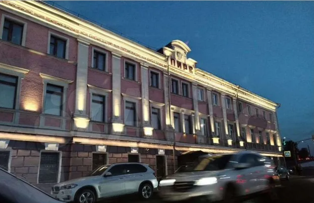 ОКН «Дом купца Вялова» на Рождественской продается за 95 млн рублей