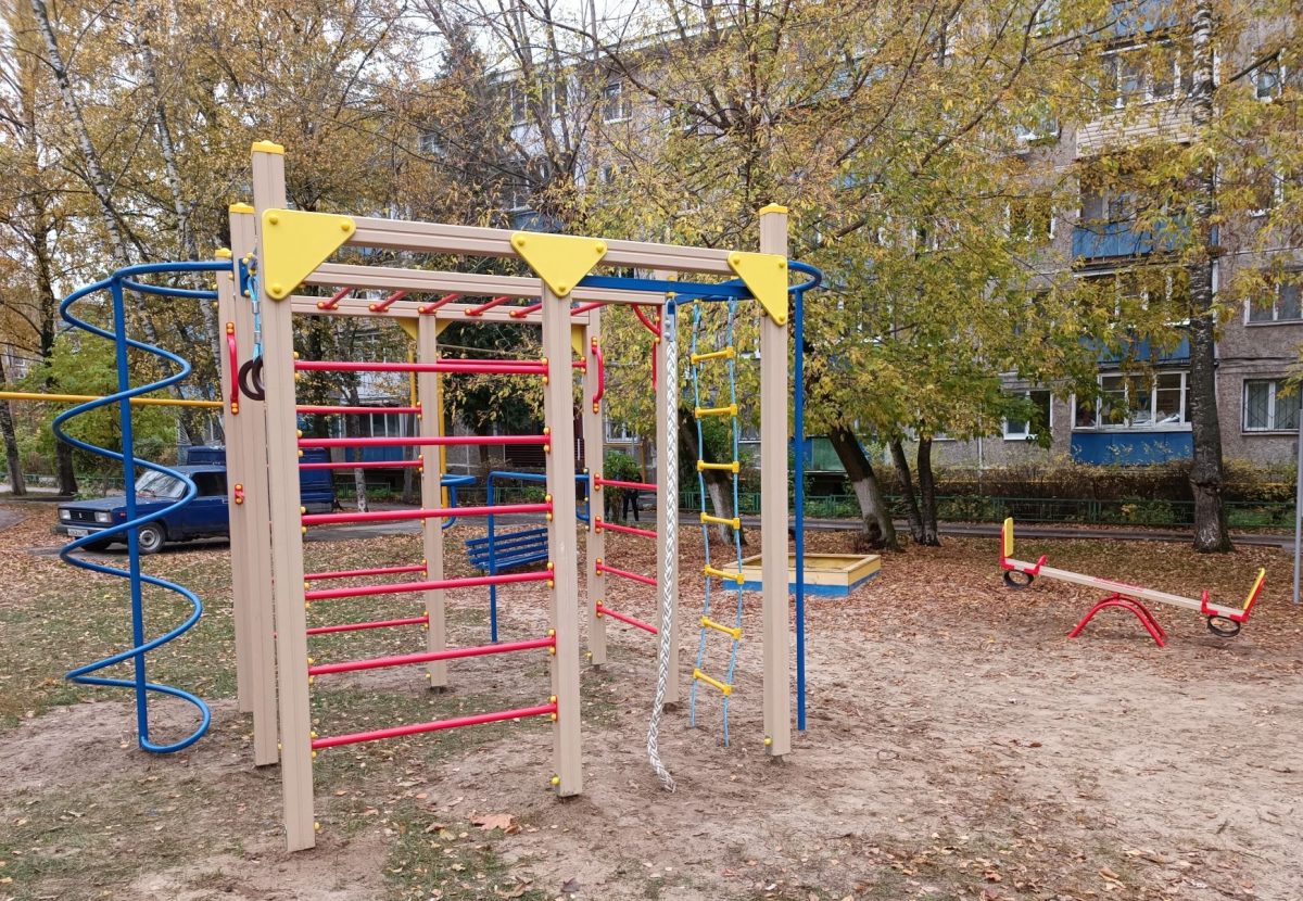 Три детские площадки обновили в Сормовском районе