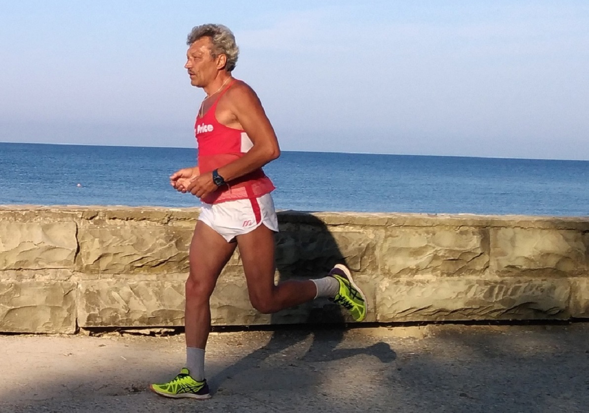 62-летний ультрамарафонец из Нижнего Новгорода установил рекорд России на дистанции 100 км