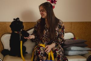 Четвероногий психолог: что такое канистерапия и как собаки помогают решать проблемы детей