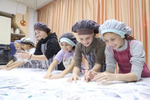 Друзья познаются в еде