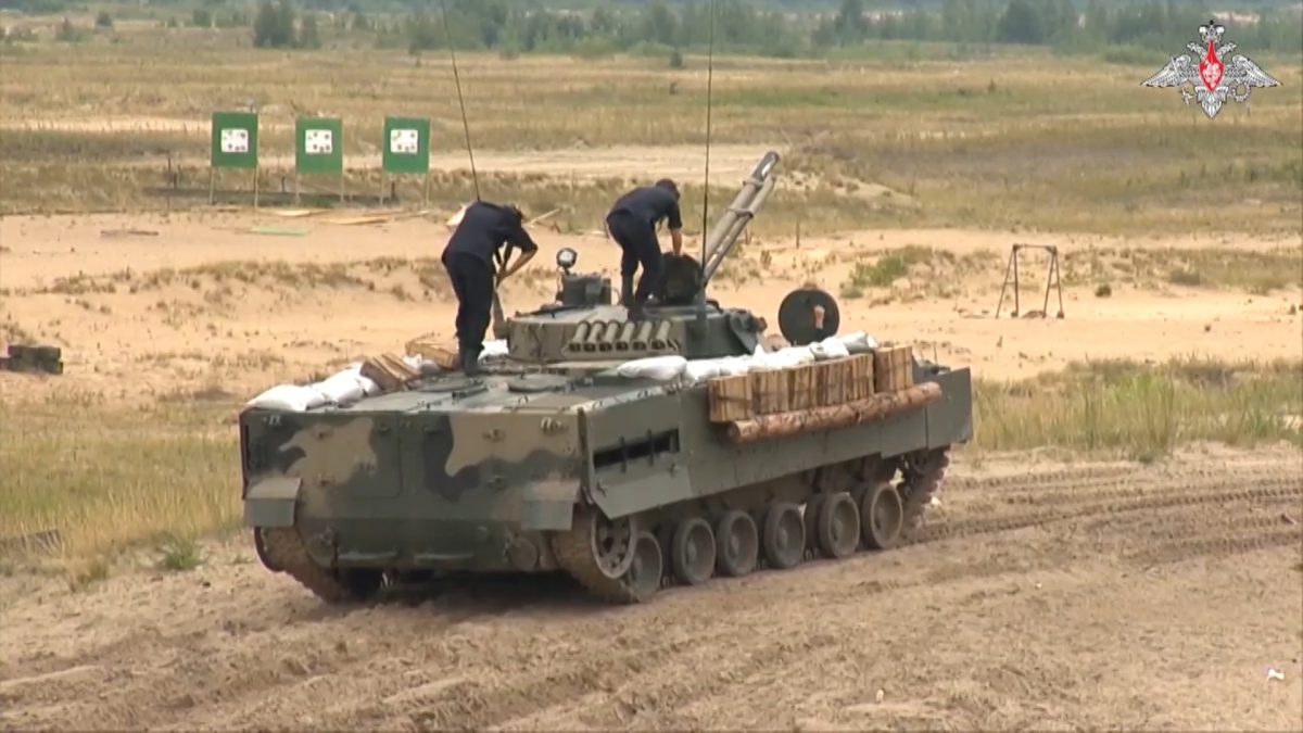 Минобороны показало видео, как проходят военные учения мобилизованных в Нижегородской области