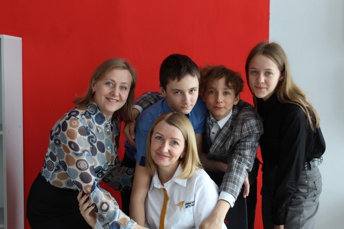 Марина Волкова (в центре) считает, что задача наставника – быть проводником к мечте