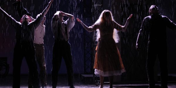 Дзержинский драмтеатр открыл 76‑й сезон премьерой прошлого года