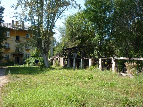 Ветхие сараи снесут на трех улицах в Автозаводском районе