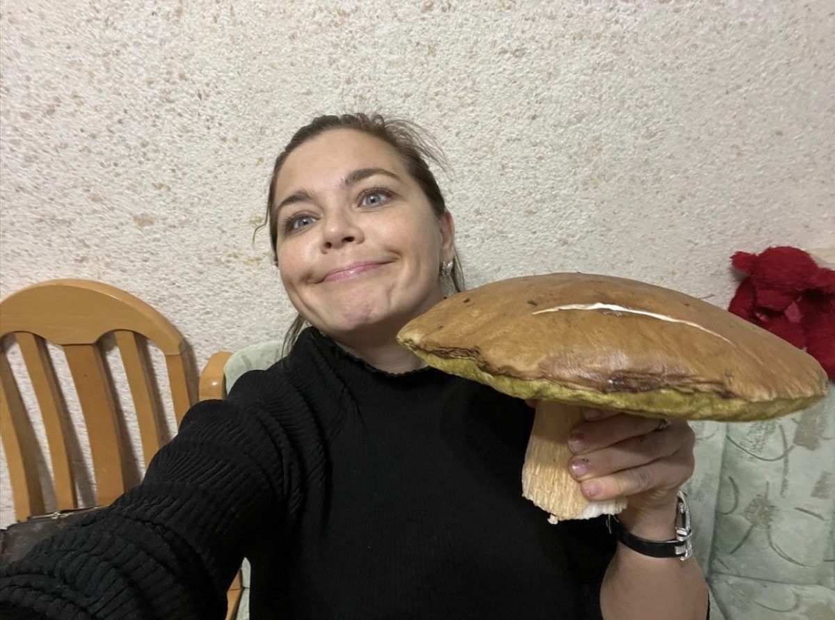 Актриса Ирина Пегова похвасталась богатым урожаем грибов