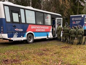 Почти 100 консультаций провели специалисты «Поездов здоровья» для мобилизованных в Горелове