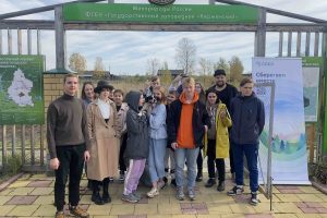 Сбер организовал выезд на экотропы Керженского заповедника для воспитанников детского дома