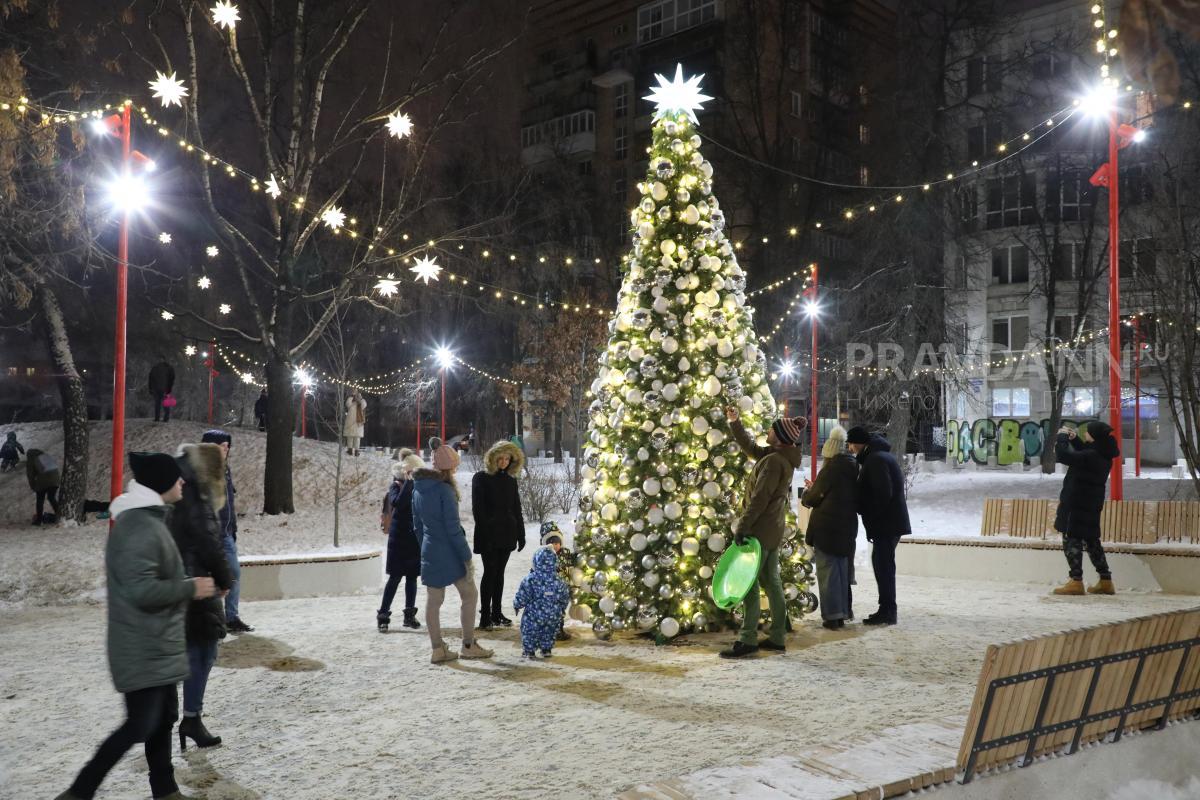 Елки пройдут в 48 дворах в 8 районах Нижнего Новгорода с 26 декабря по 8 января