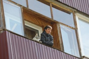 Нижегородцев заставляют убирать остекление балконов: выяснили, насколько это законно