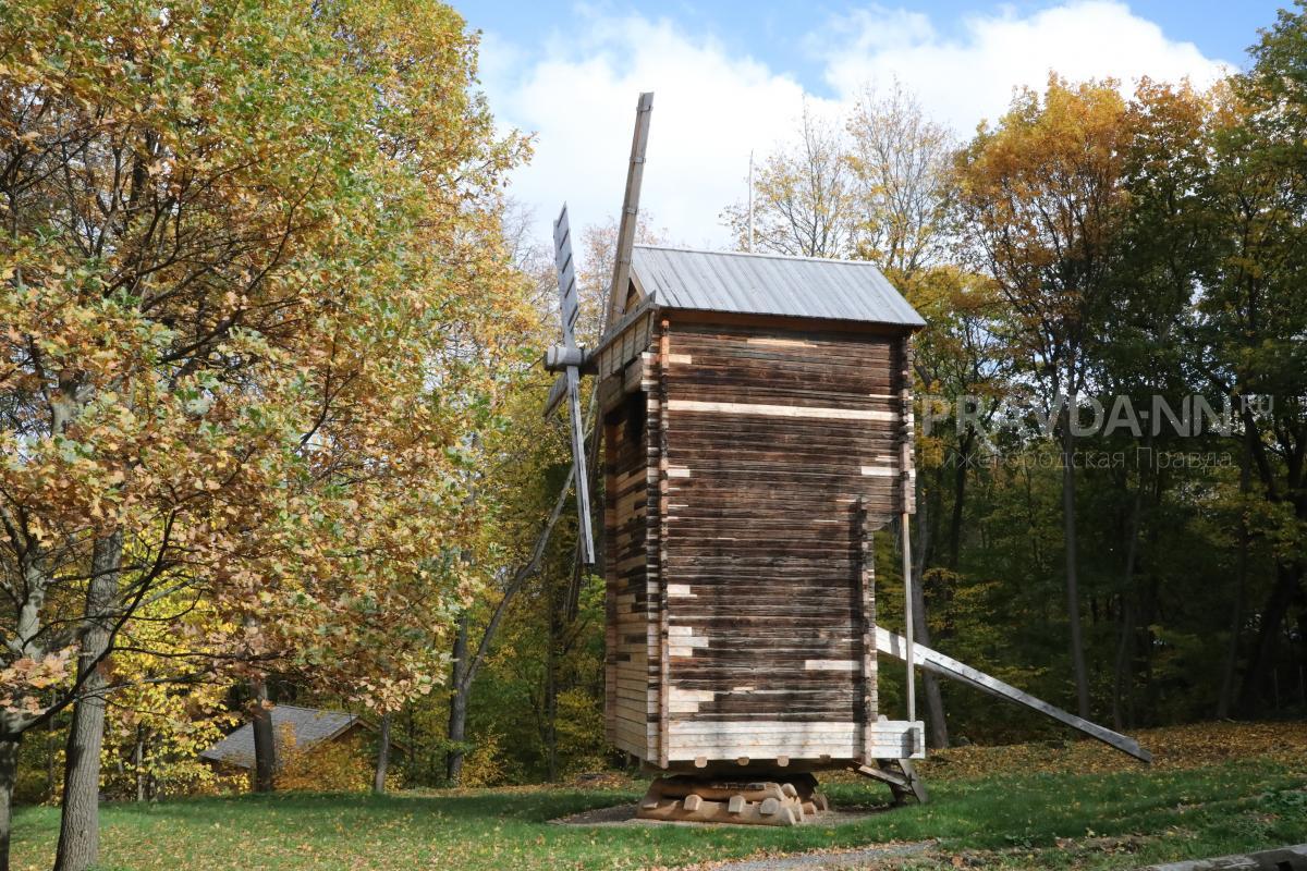 Реставрация музея деревянного зодчества «Щёлоковский хутор»