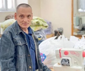Воспитанник борского интерната сшил 9 комплектов постельного белья для нуждающихся детей