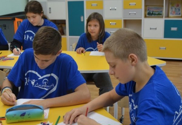 Генная инженерия и духовые инструменты: как нижегородские дети развивают свои таланты в «Лазурном»