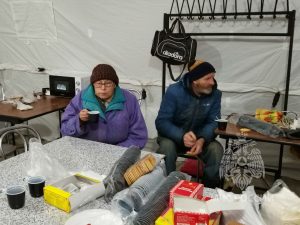 Спасатели развернули в богородском селе Арапово пункт обогрева