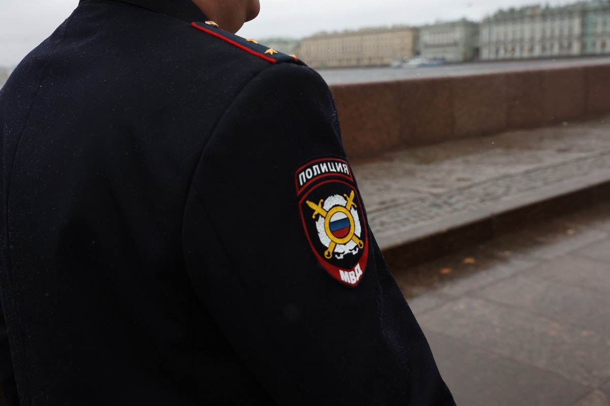 Жительнице Петербурга, поднявшей полицию по тревоге, грозит уголовное дело